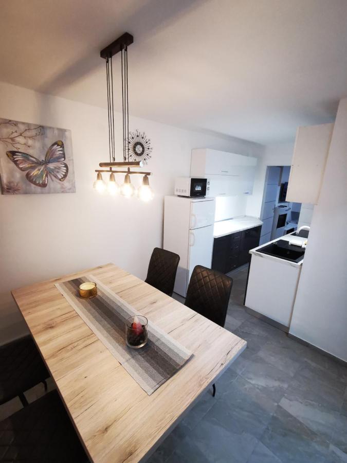 Ema Studio Apartman Károlyváros Kültér fotó