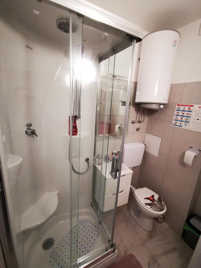 Ema Studio Apartman Károlyváros Kültér fotó