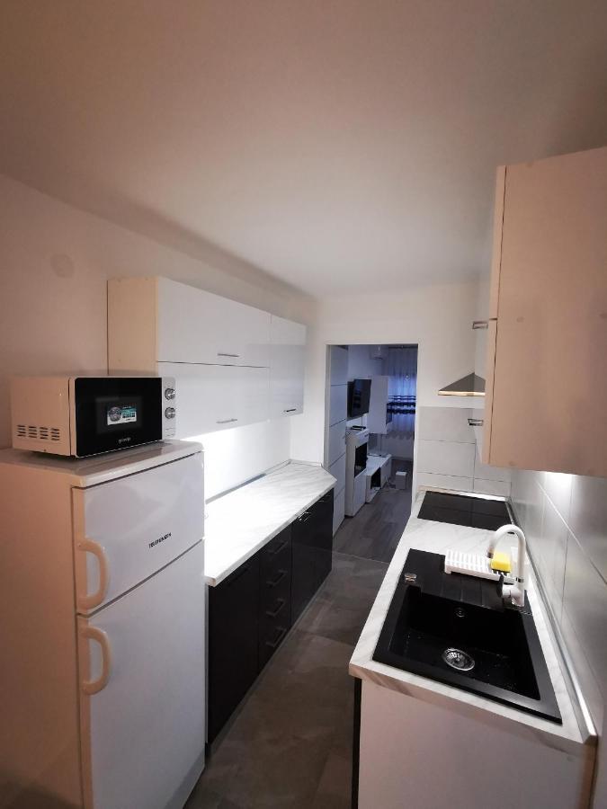 Ema Studio Apartman Károlyváros Kültér fotó