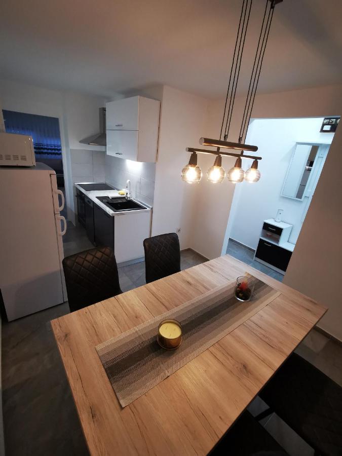 Ema Studio Apartman Károlyváros Kültér fotó
